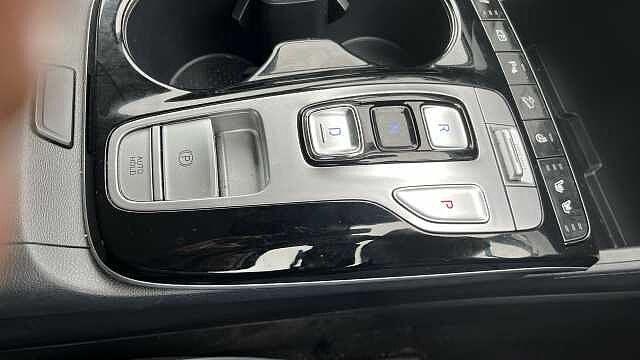 Hyundai TUCSON 1.6 TGDi Hybrid 230 Ultimate 5dr 2WD Auto Phantom Black