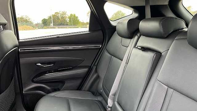 Hyundai TUCSON 1.6 TGDi Hybrid 230 Ultimate 5dr 2WD Auto Black