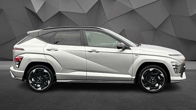Hyundai KONA ELECTRIC KONA 160kW N Line S 65kWh 5dr Auto SUV Shimmering Silver (2TR)