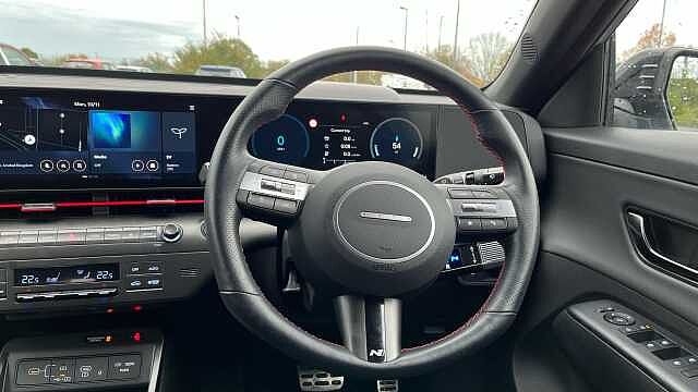 Hyundai KONA ELECTRIC KONA 160kW N Line S 65kWh 5dr Auto SUV Shimmering Silver (2TR)