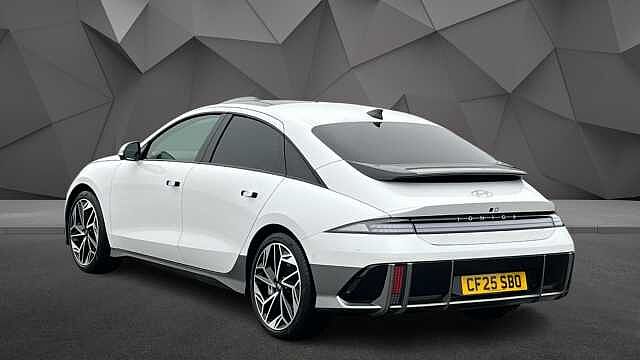 Hyundai IONIQ 6 IONIQ 6 ULTIMATE  168kW  77.4KwH 2WD SERENITY WHITE