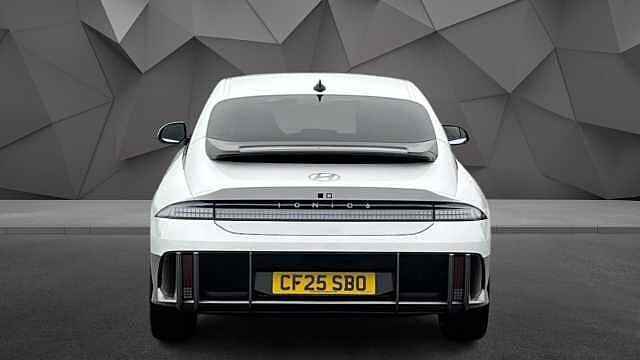 Hyundai IONIQ 6 IONIQ 6 ULTIMATE  168kW  77.4KwH 2WD SERENITY WHITE