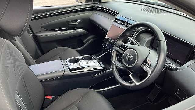 Hyundai TUCSON 1.6 TGDi Hybrid 230 Premium 5dr 2WD Auto Shimmering Silver