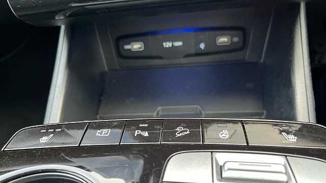 Hyundai TUCSON 1.6 TGDi Hybrid 230 Premium 5dr 2WD Auto Shimmering Silver