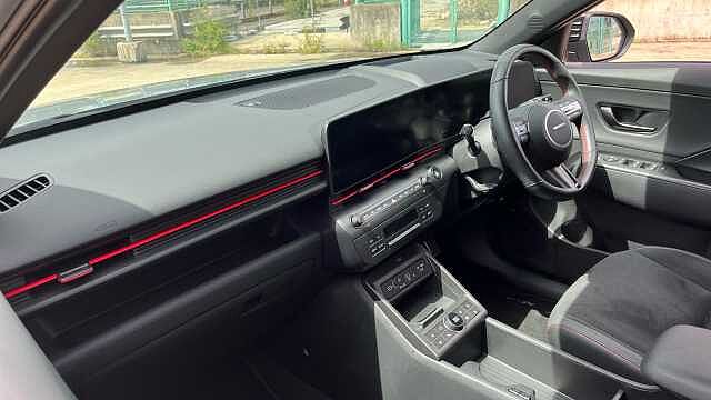 Hyundai KONA ELECTRIC KONA 65.4kWh N Line S SUV 5dr Electric Auto (218 ps) SHIMMERING SILVER