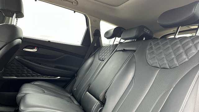 Hyundai SANTA FE 1.6 TGDi Plug-in Hybrid Ultimate 5dr 4WD Auto