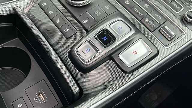 Hyundai SANTA FE 1.6 TGDi Plug-in Hybrid Ultimate 5dr 4WD Auto