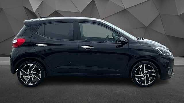 Hyundai I10 i10 1.2 Premium PHANTOM BLACK