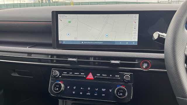 Hyundai TUCSON 1.6T Plug-in Hybrid N Line 5dr Auto White