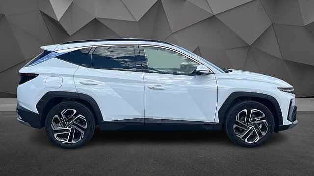 Hyundai TUCSON 1.6T Plug-in Hybrid Ultimate 5dr Auto White