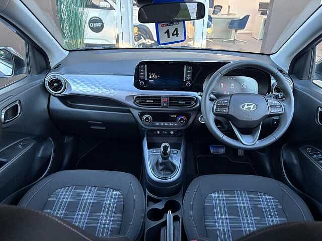 Hyundai I10 1.2 Premium Auto Euro 6 (s/s) 5dr Meta Blue