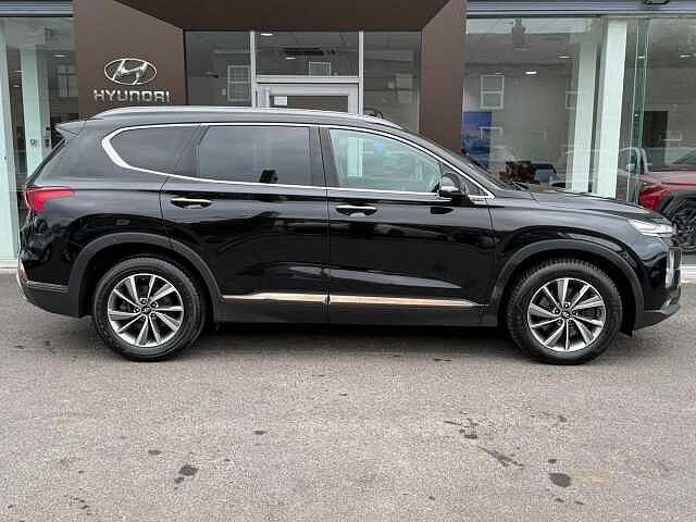 Hyundai Santa Fe 2.2 CRDi Premium SUV 5dr Diesel Auto 4WD Euro 6 (s/s) 7 Seat (200 ps)