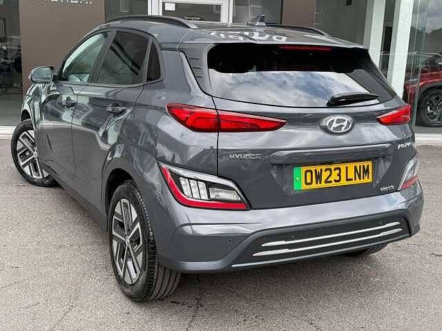 Hyundai KONA 39kWh Premium Auto 5dr (10.5kW Charger) Grey