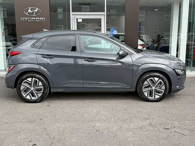Hyundai KONA 39kWh Premium Auto 5dr (10.5kW Charger) Grey
