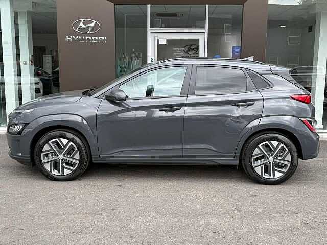 Hyundai KONA 39kWh Premium Auto 5dr (10.5kW Charger) Grey