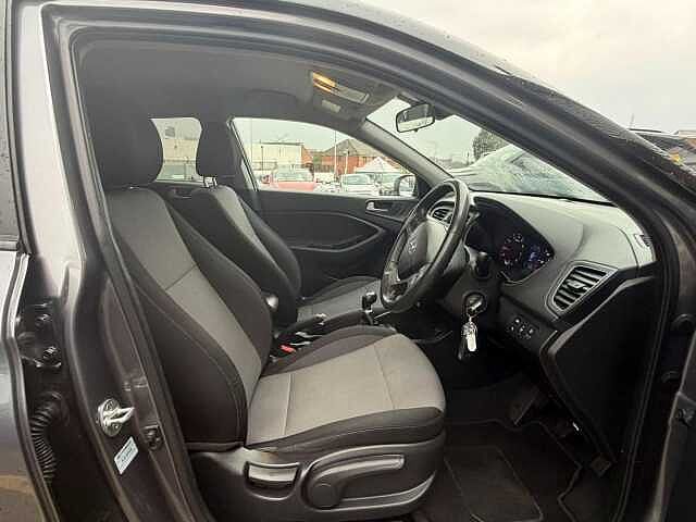 Hyundai i20 1.2 Play Euro 6 (s/s) 5dr