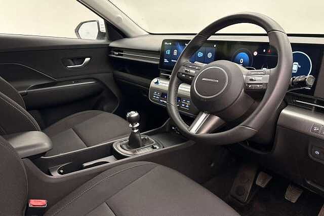 Hyundai KONA 1.6 T-GDi Advance Euro 6 (s/s) 5dr White
