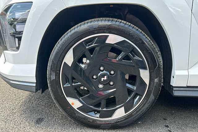 Hyundai KONA (218ps) N Line White