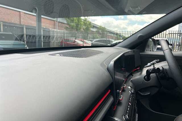 Hyundai KONA (218ps) N Line White