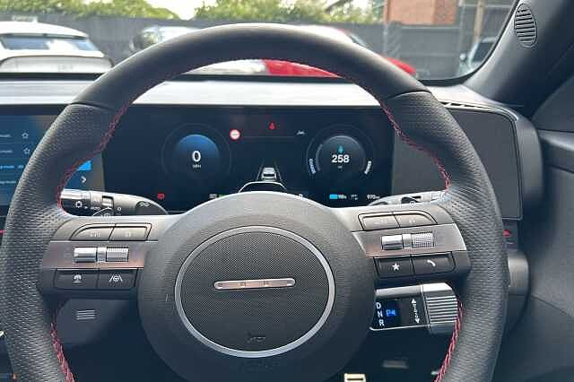 Hyundai KONA (218ps) N Line White