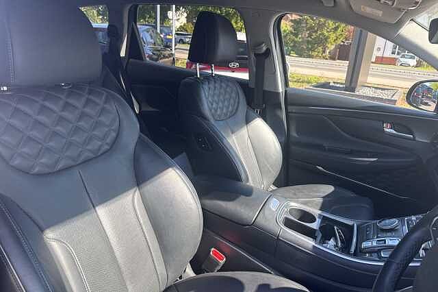 Hyundai SANTA FE 1.6 TGDi Hybrid Premium 5dr 4WD Auto