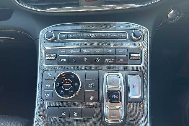 Hyundai SANTA FE 1.6 TGDi Hybrid Premium 5dr 4WD Auto