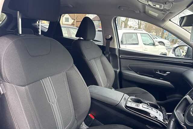Hyundai TUCSON 1.6 TGDi Hybrid 230 Premium 5dr 2WD Auto White