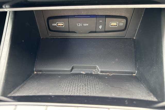 Hyundai TUCSON 1.6 TGDi Hybrid 230 Premium 5dr 2WD Auto White