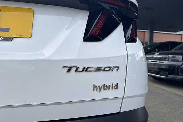 Hyundai TUCSON 1.6 TGDi Hybrid 230 Premium 5dr 2WD Auto White