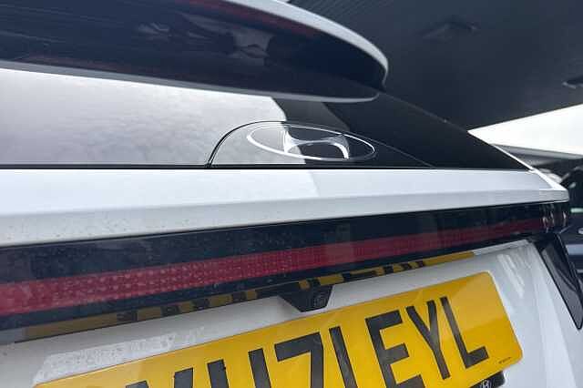 Hyundai TUCSON 1.6 TGDi Hybrid 230 Premium 5dr 2WD Auto White