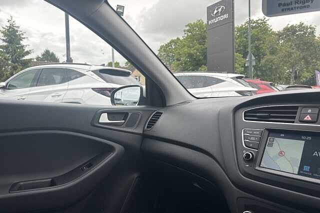 Hyundai i20 1.0 T-GDi Premium Nav 5dr Auto