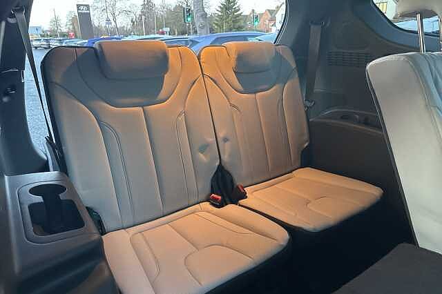 Hyundai SANTA FE 1.6 TGDi Hybrid Ultimate 5dr 4WD Auto