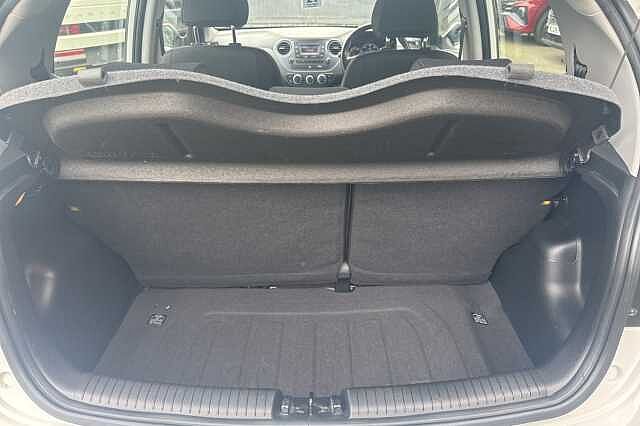 Hyundai i10 1.0 SE 5dr