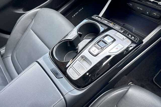 Hyundai TUCSON 1.6 TGDi Plug-in Hybrid Ultimate 5dr 4WD Auto Grey
