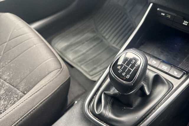 Hyundai BAYON 1.0 TGDi 48V MHEV Premium 5dr Blue