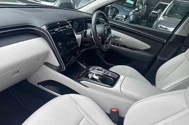 Hyundai TUCSON 1.6 TGDi Hybrid 230 Ultimate 5dr 2WD Auto Silver