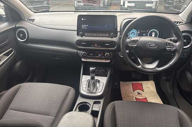 Hyundai KONA 1.6 GDi Hybrid Premium 5dr DCT White