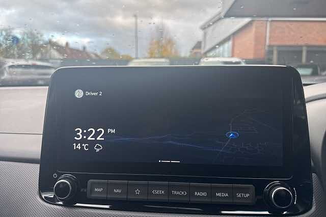 Hyundai KONA 1.6 GDi Hybrid Premium 5dr DCT White