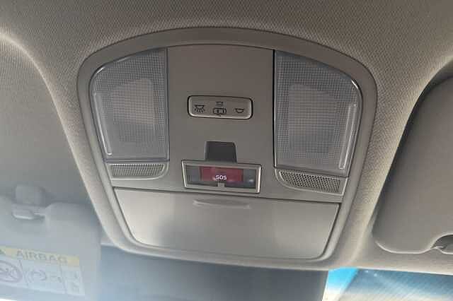 Hyundai KONA 1.6 GDi Hybrid Premium 5dr DCT White