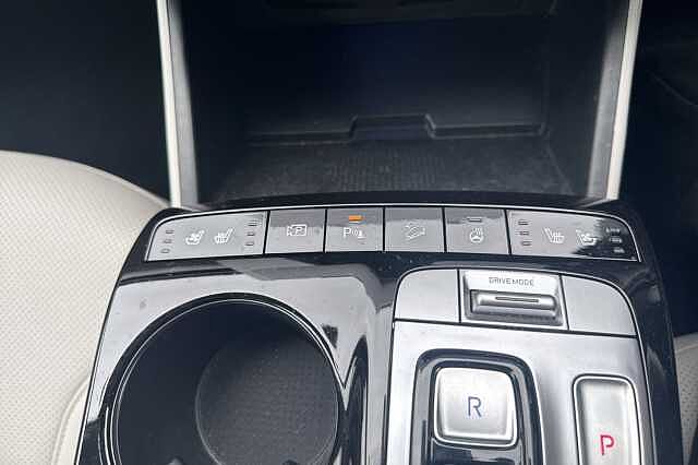 Hyundai TUCSON 1.6 TGDi Hybrid 230 Ultimate 5dr 2WD Auto Silver