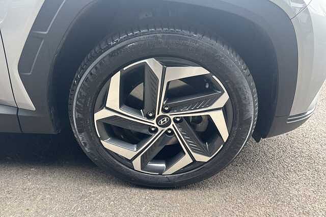 Hyundai TUCSON 1.6 TGDi Hybrid 230 Ultimate 5dr 2WD Auto Silver