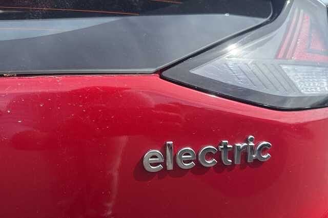 Hyundai IONIQ 100kW Premium 38kWh 5dr Auto