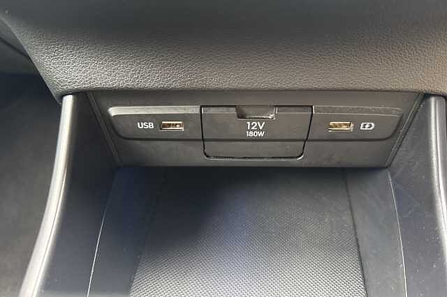 Hyundai I20 1.0T GDi 48V MHD Premium 5dr DCT White