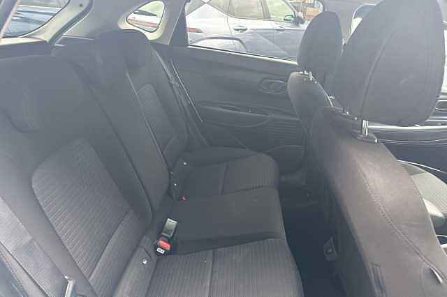 Hyundai I20 1.0T GDi 48V MHD Premium 5dr DCT White