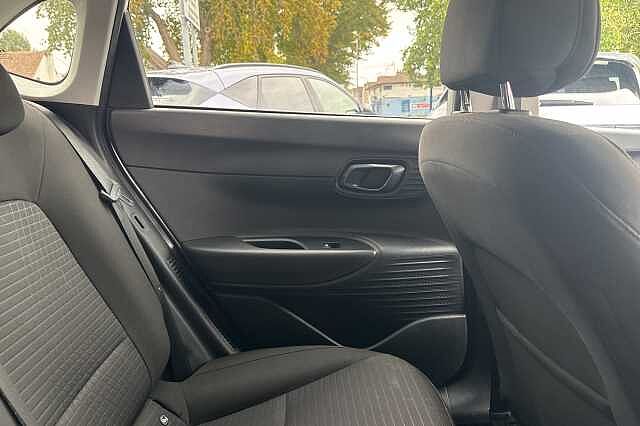 Hyundai I20 1.0T GDi 48V MHD Premium 5dr DCT White