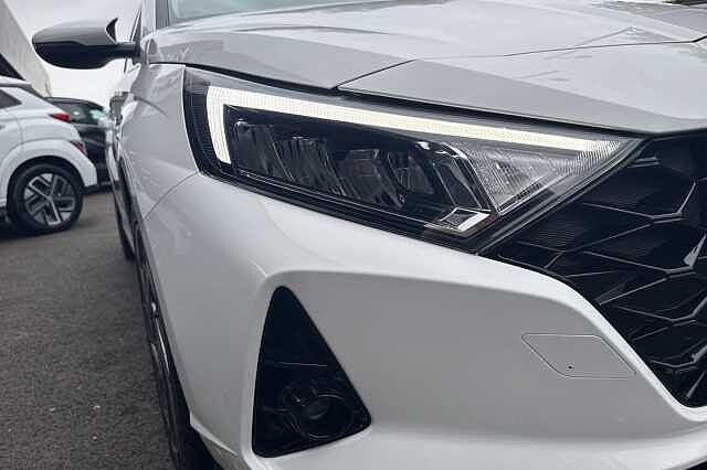 Hyundai I20 1.0T GDi 48V MHD Premium 5dr DCT White