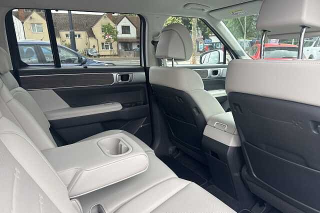 Hyundai SANTA FE 1.6 TGDi Plug-in Hybrid Ultimate 5dr 4WD Auto