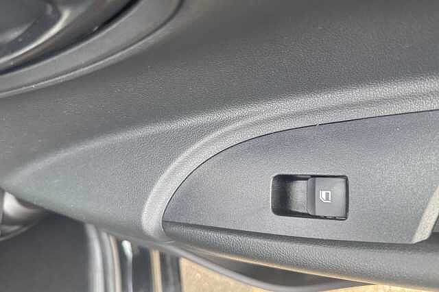 Hyundai I20 1.0T GDi Advance 5dr Black
