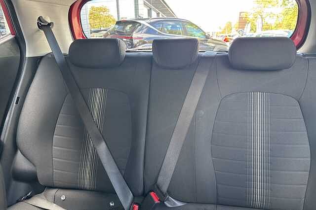 Hyundai I10 1.2 MPi SE Connect 5dr Auto Red