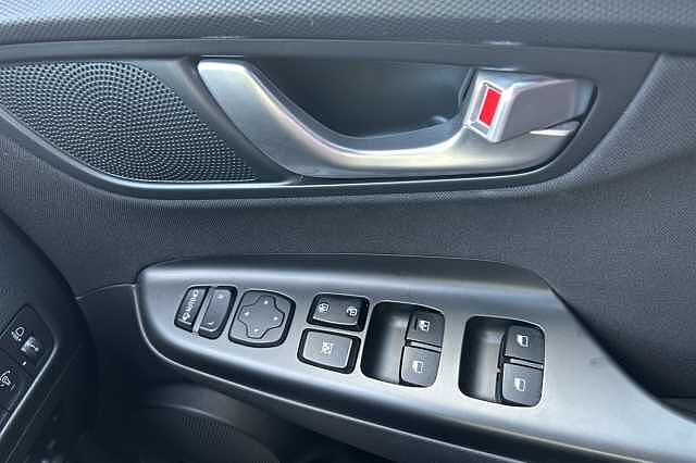 Hyundai KONA 1.0 TGDi 48V MHEV Premium 5dr Red